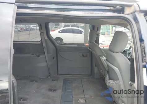 2005 Chrysler Town & Country Touring z USA, uszkodzony, nr VIN 2C8GP54L95R208286